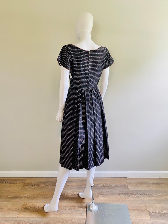 Vintage 1950s Black and Pink Fit and Flare Party … - image 10