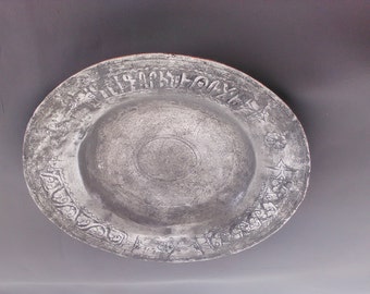 Plate in white, Turkey, iron with message written, good condition, beautiful, rustic