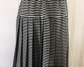striped skirt 6x6
