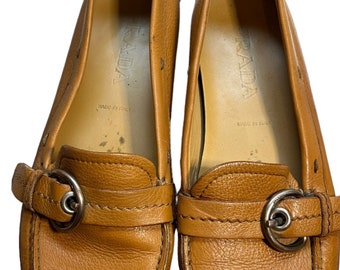 PRADA vintage camel brown tan leather loafers/ Prada leather shoes/Prada leather flats/ Size 9/ Italian Leather women’s shoes