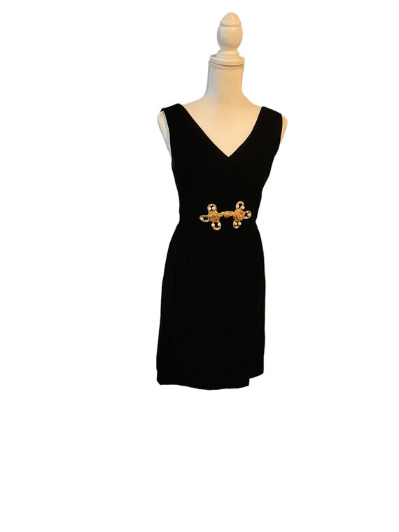 Vintage 50s-60s Black Velvet sleeveless formal dr… - image 7