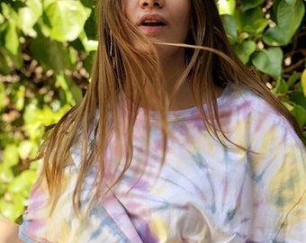 Tie dye Shirt, colorful t-shirt, summer tie-dye unisex