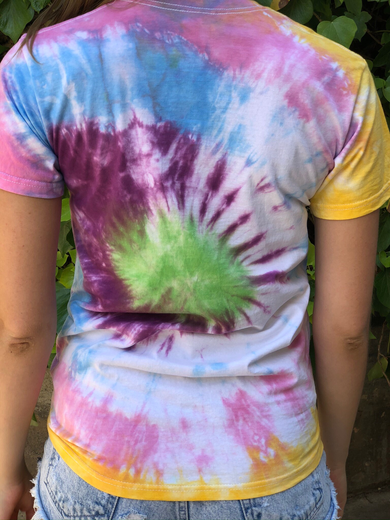 Colorful Tie Dye Shirt Size M Unisex, Spiral T-shirt, Summer
