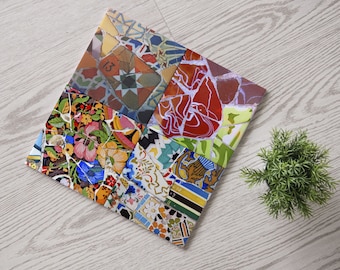 Azulejos cerámicos con diseños de Barcelona, posavasos cerámicos, regalo Cataluña, modernismo trencadis de Gaudí, arquitectura Barcelona, regalo de Navidad.