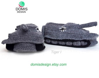 Tank Slippers in Grey/ Gift for Men/ Shoe / 100% handmade