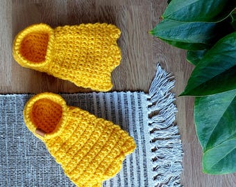 Children's Slippers, Gender-Neutral Kids' Shoes, Duck Foot Slippers, Slippers in Yellow, Gift for Him, Crocheted Slippers, Wool Slippers