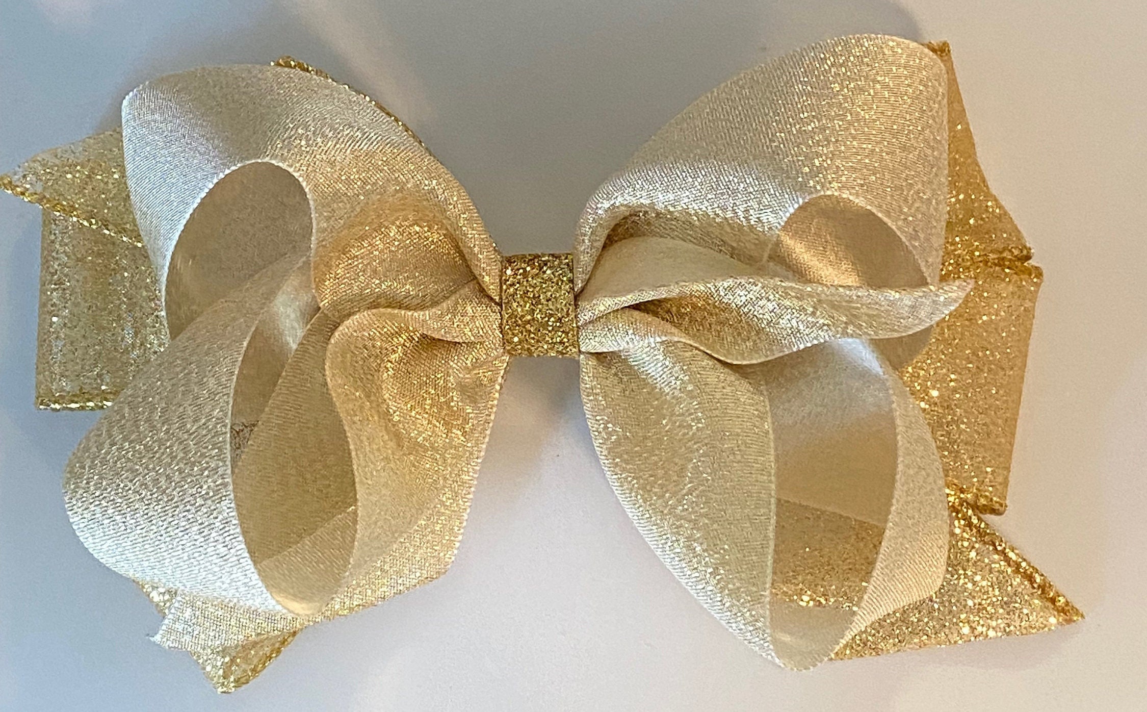 Hair Bow for Women Gold Logo Clip-In Hair Accessories for Adults Classic Small Metal Hair Bows for Women Girls 5Pcs Gold Bow Clips A  main image 2