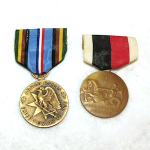 CHOICE of 2 World War II Original Full Size Military Medals: Armed Forces Expeditionary Service and United States Occupation Service