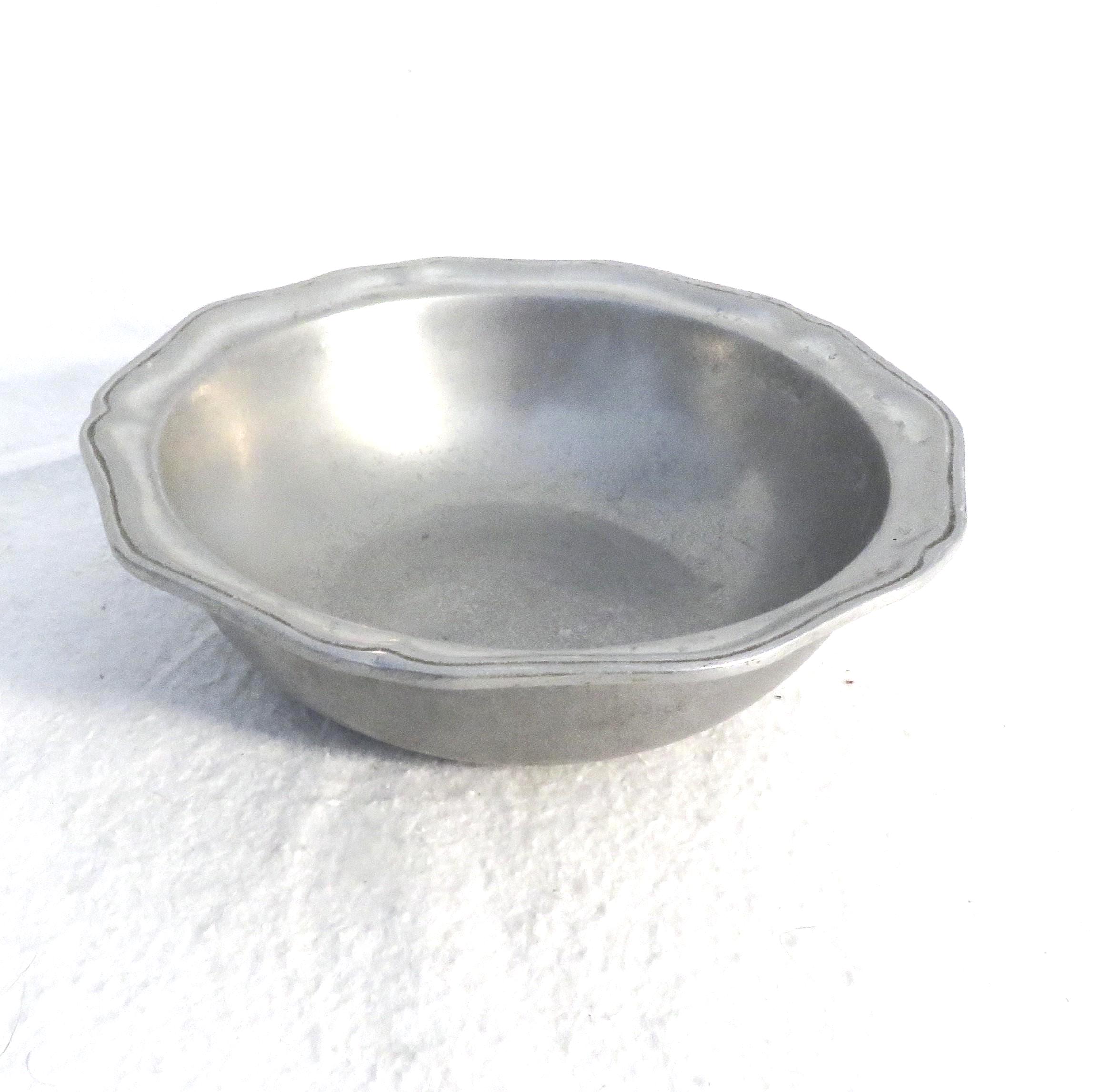 Wilton Pewter Bowl - Etsy