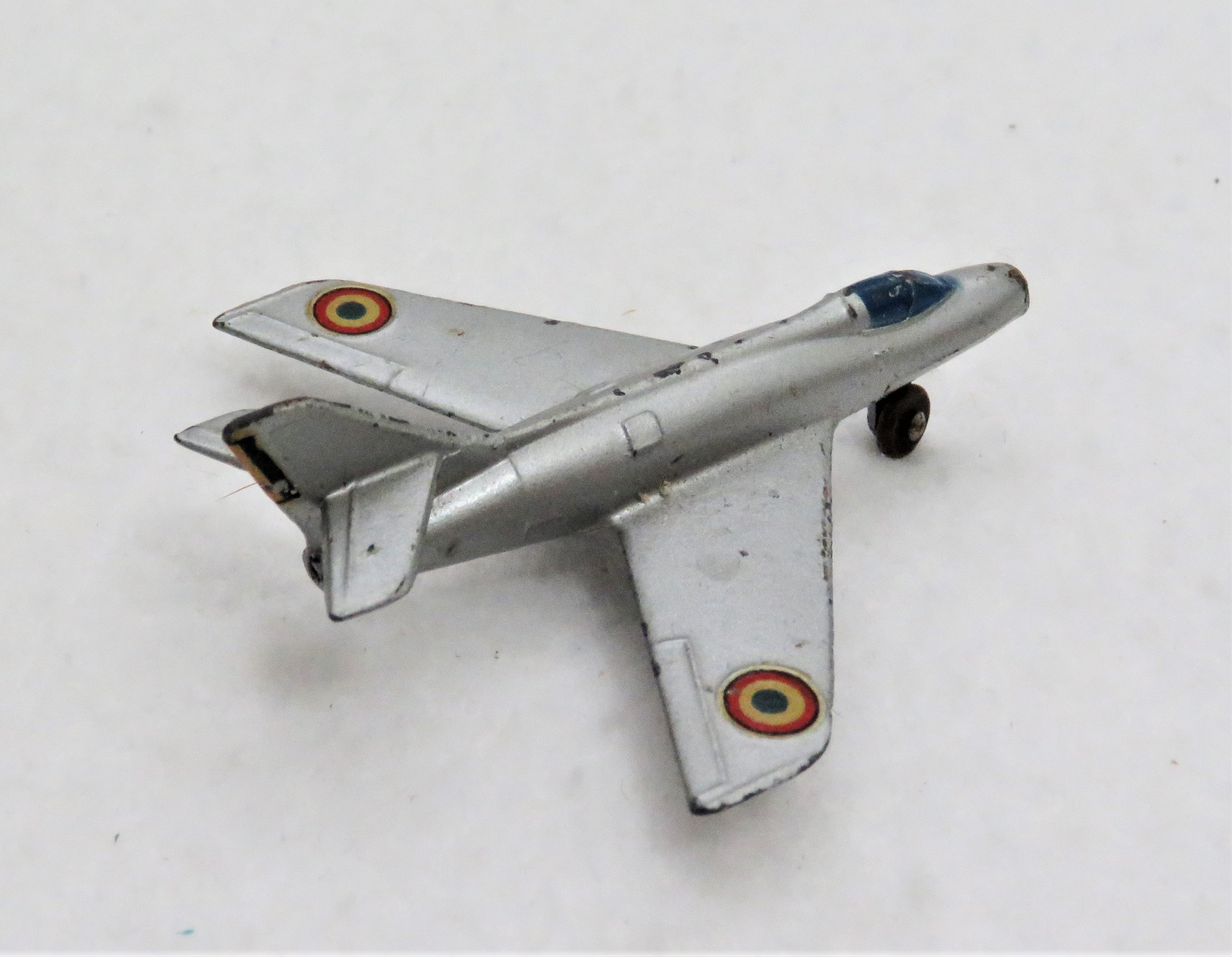 dinky.C. I.J ルノー救急車 1960年製