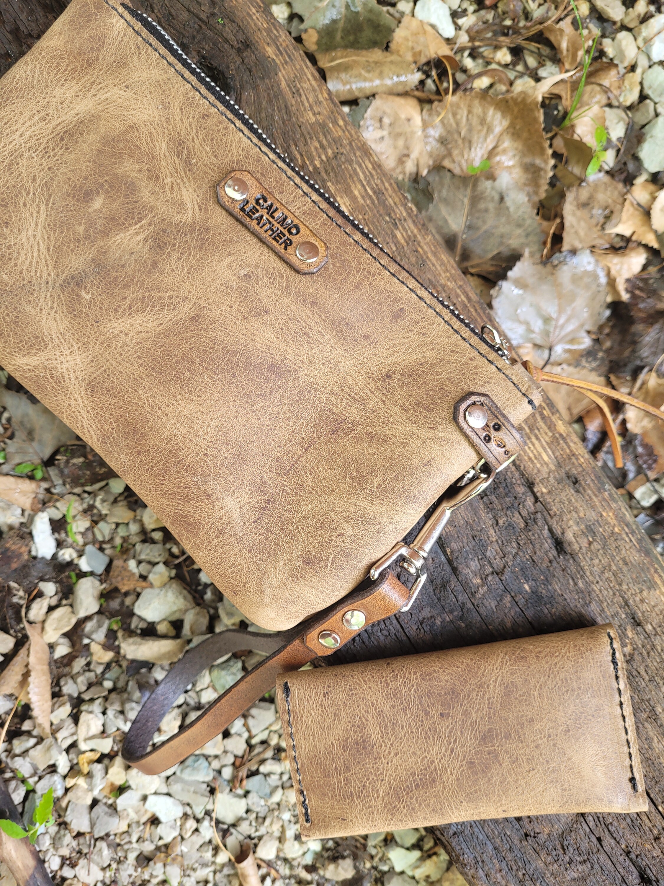 Hand Tooled Leather UFO Clutch Set, Alien Abduction Spaceship Wristlet ...