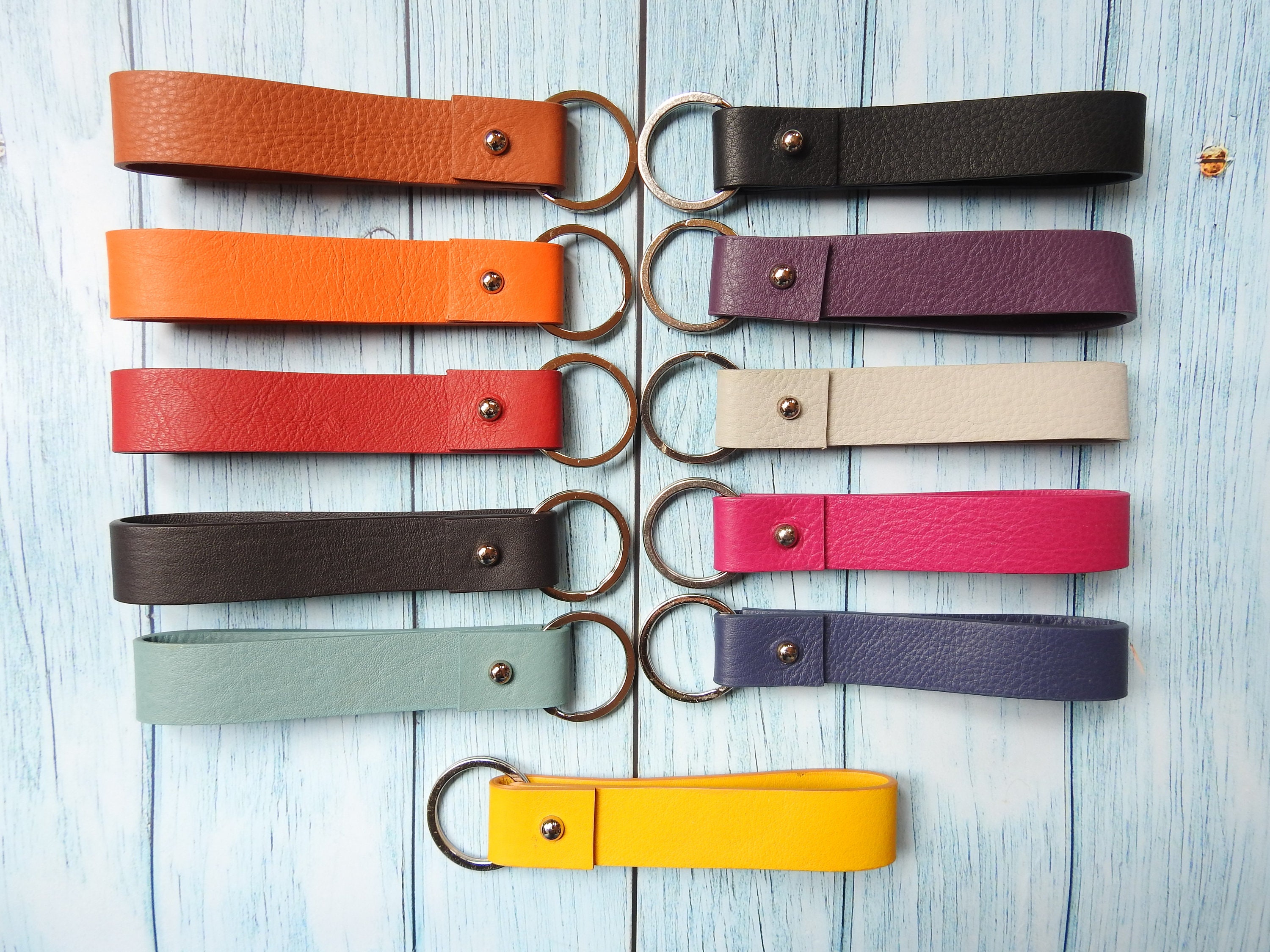 Looped Leather Key Ring: Soft Leather Bag Tag - Etsy UK