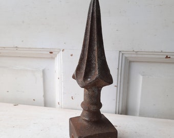 Antique Cast Iron Finial, Fence Post Topper, Iron Fence Post, Iron Fence Finial, Antique Iron Finials, Iron Arrow Head, Metal Arrow Finials