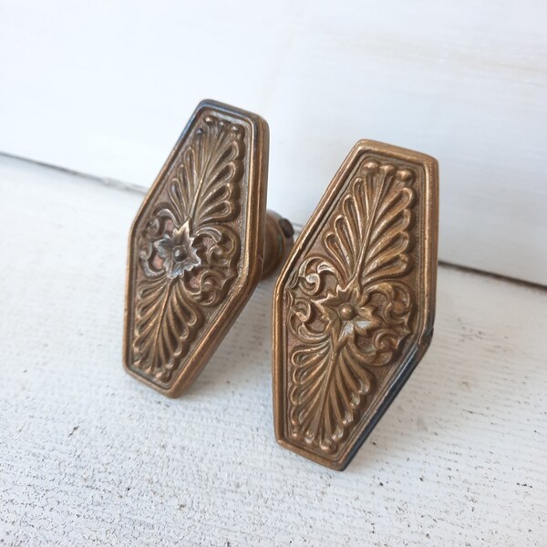 Waldorf Astoria 1920s Pair of Doorknobs, Bronze Doorknobs, Coffin Shape Knobs, Antique Bronze Doorknobs 072713