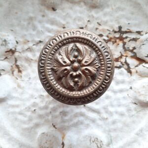 Victorian Era Bronze Knob, Antique 1900s Doorknob, Large Antique Doorknob, Flower Design, Architecture Salvage, Fancy Doorknob