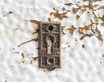 Antique Key Hole, Escutcheon, Antique Cast Iron Keyhole, Ornate Escutcheon Iron Key Plate Key Hole Cover Eastlake Key Plate