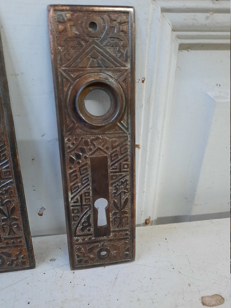 2 Antique Door Plates Door Knob Plates Eastlake Backplates Etsy