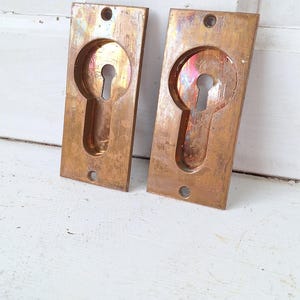 Pair of Plain Antique Brass Pocket Pulls or Rolling Door Handles, Recessed Antique Pocket Door Pull Hardware 040206