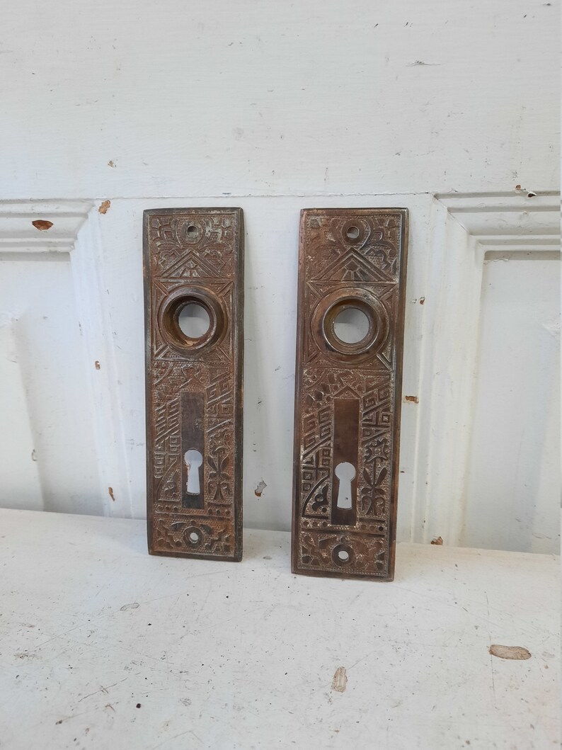 2 Antique Door Plates Door Knob Plates Eastlake Backplates Etsy