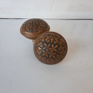 Pair of Wrought Bronze Cairo or Halfa Design Antique Doorknobs, Stamped Bronze Door Knobs, Flower Design Knobs, Architecture Salvage 121406