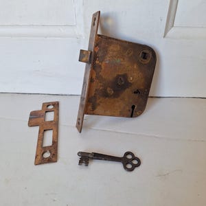 Antique Mortise Lock with Skeleton Key, Antique Keyed Door Lock, Antique Door Card with Working Key, Architecture Salvage 090510