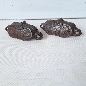 Two Eastlake Bin Pulls, Antique Cast Iron Ornate Bin Pull Antique Drawer Pull Small Vintage Pull Eastlake Handle Small Flower Pull 053006
