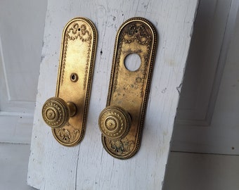 Set of Ornate Solid Bronze Antique Backplates and Knobs, Fancy Door Escutcheon or Backplates, Set of Door Hardware Cylinder Lock 041604