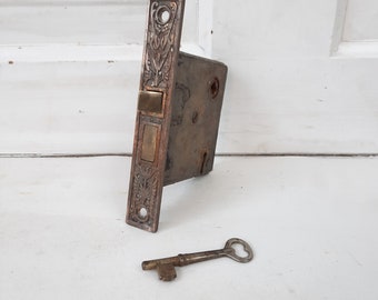 Antique Ornate Mortise Lock with Skeleton Key, Antique Keyed Door Lock, Antique Door Card with Working Key, Architecture Salvage 122805