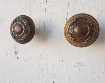 Victorian Doorknobs, Antique Brass Ornate Door Knobs, Fancy Doorknobs, Detailed Design, Antique Eastlake, Antique Doorknob Set 112803