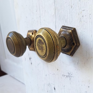 Brass Craftsman Doorknob Set: Vintage Deco Door Plates & Knobs