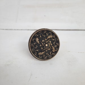 Antique Bronze &#39;Mortain&#39; Doorknob, Reading Hardware Ornate Pattern Knob, Set of Antique Brass Door Knobs, Flower Design 121604