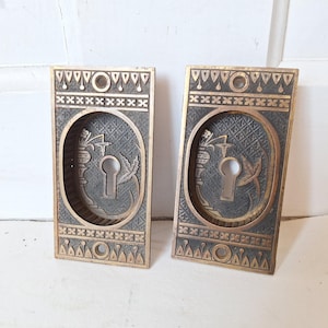 Antique Bronze Eastlake Broken Leaf Pattern Pocket Door Pulls, Pocket Rolling Door Recessed Handles, Door Hardware 082112