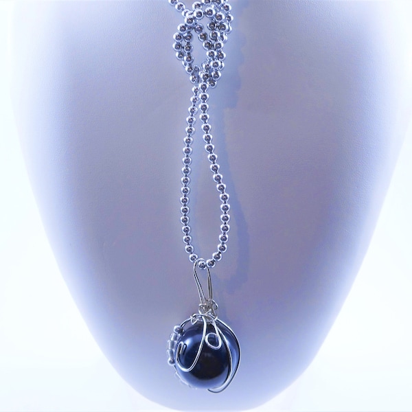 collier argenté,pendentif perle tagua bleue,fil métallique,perles transparentes,chaîne argentée,fil enroulé,fait main,cadeau pour elle.