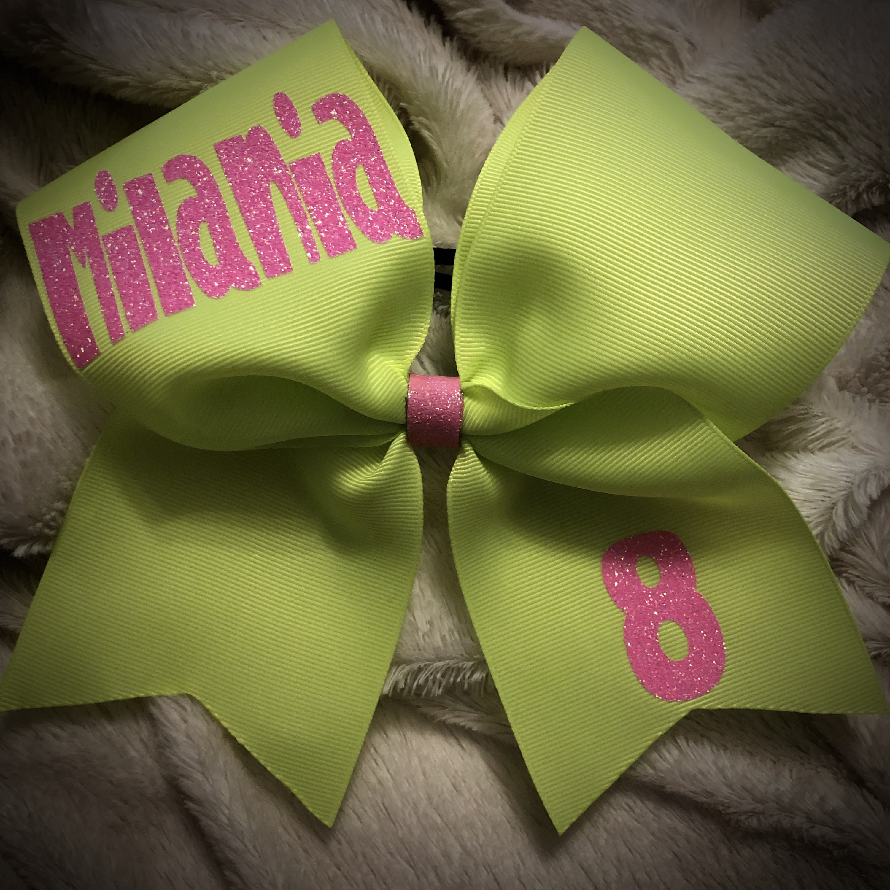 Neon Bows GLOW Party BLACKlight Bow Glow Cheer Bow~Add Any Text Lunar Golf Cheer Party GLOW Party Squad Discounts available Accessoires Haaraccessoires Strikken & Elastiekjes 