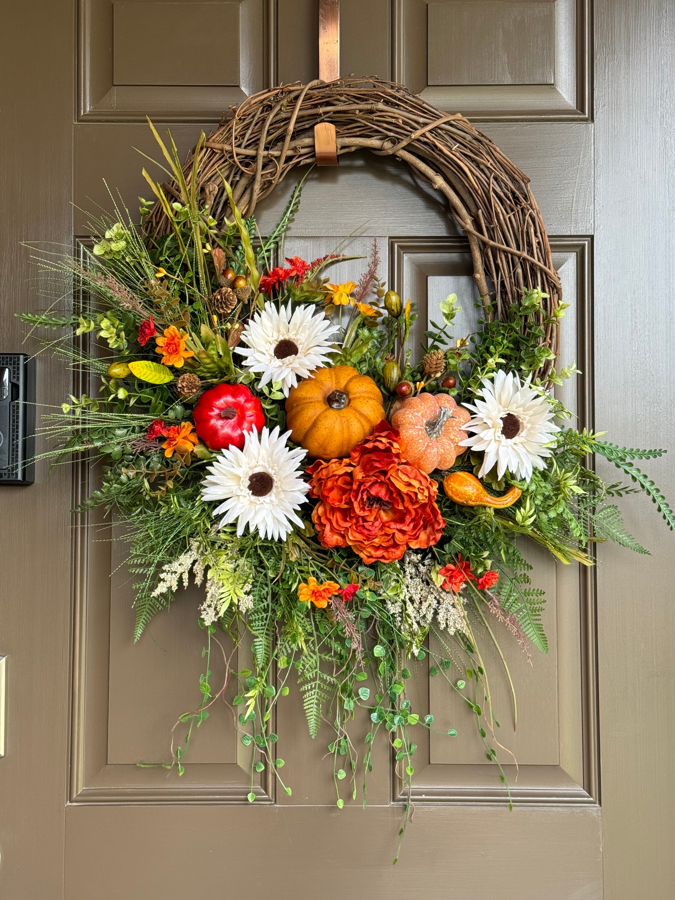 Fall Wreath for Front Door- Rustic Pumpkin Wreath for Autumn- Thanksgiving Wreath- Farmhouse Decor- Shabby Chic Outdoor Porch Decoration