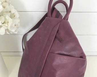 Vintage 90s Maroon Colour Real Leather Shoulder bag/Rug sack