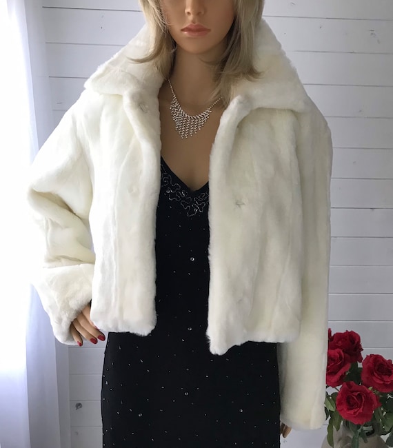 Cropped white jacket uk top