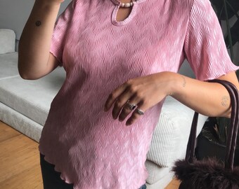 Vintage Pink Top with Short sleeves. Size M