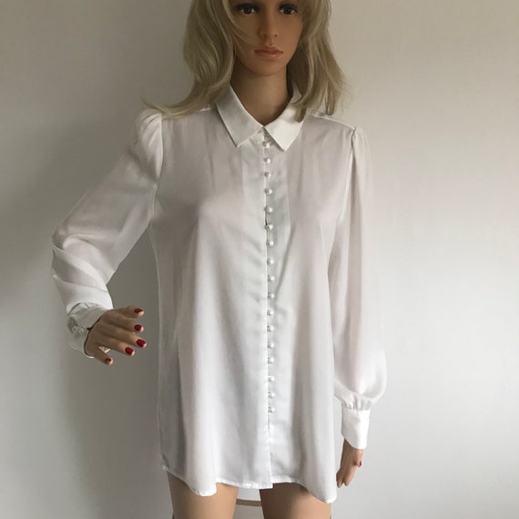 Ladies White Semi Sheer Long Sleeved button up Bl… - image 3