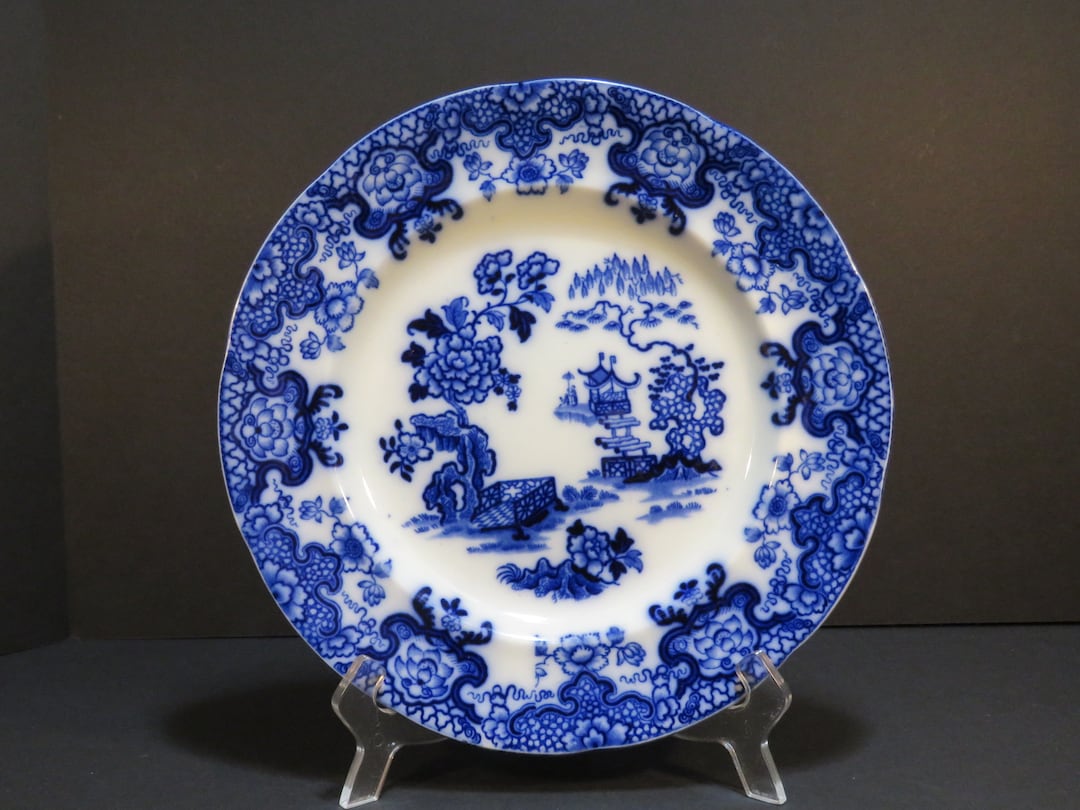 書 PORCELAINES DE NYON Reference Book European Porcelain - Le porcelaine de Nyon