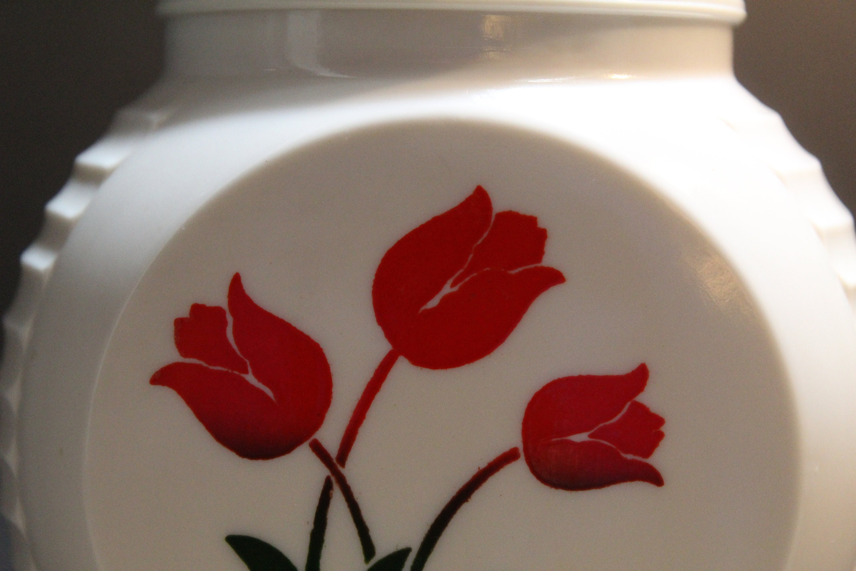 Fire King Grease Jar Tulip Design With Red Lid, 1940's Vintage Milk