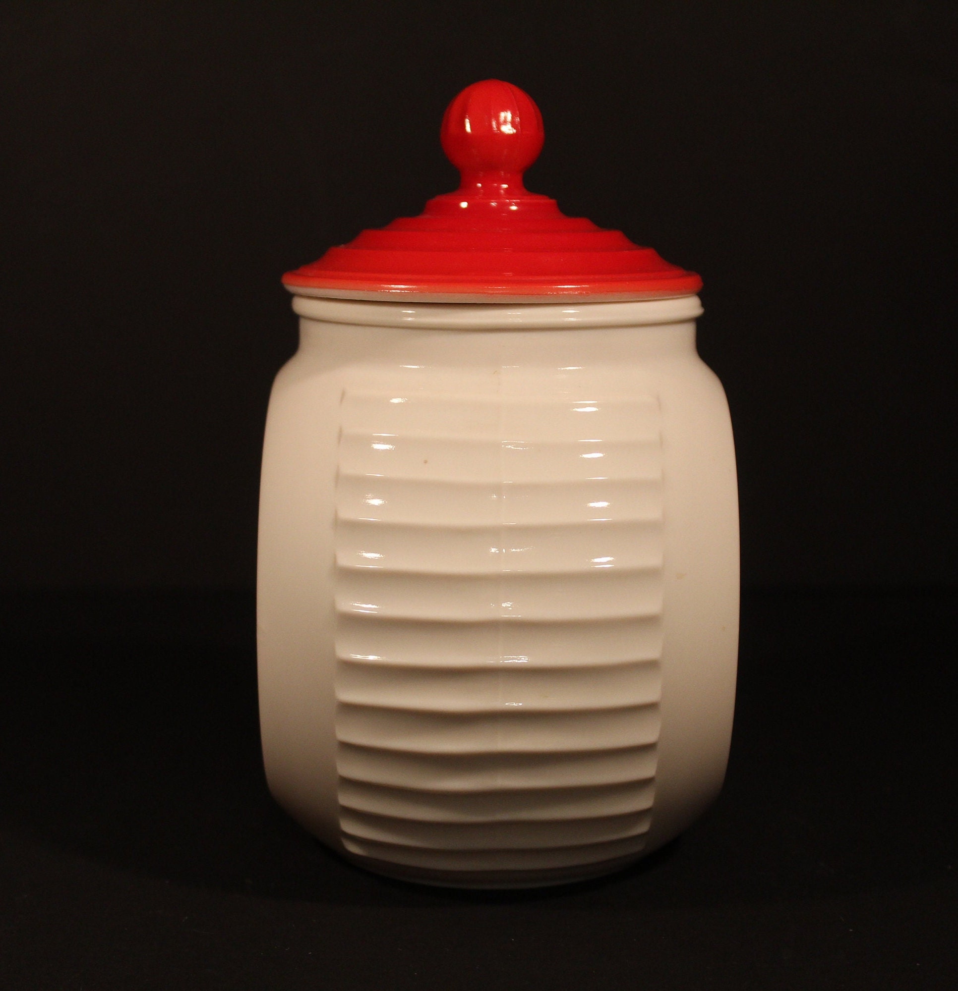 Fire King Grease Jar Tulip Design With Red Lid, 1940's Vintage Milk