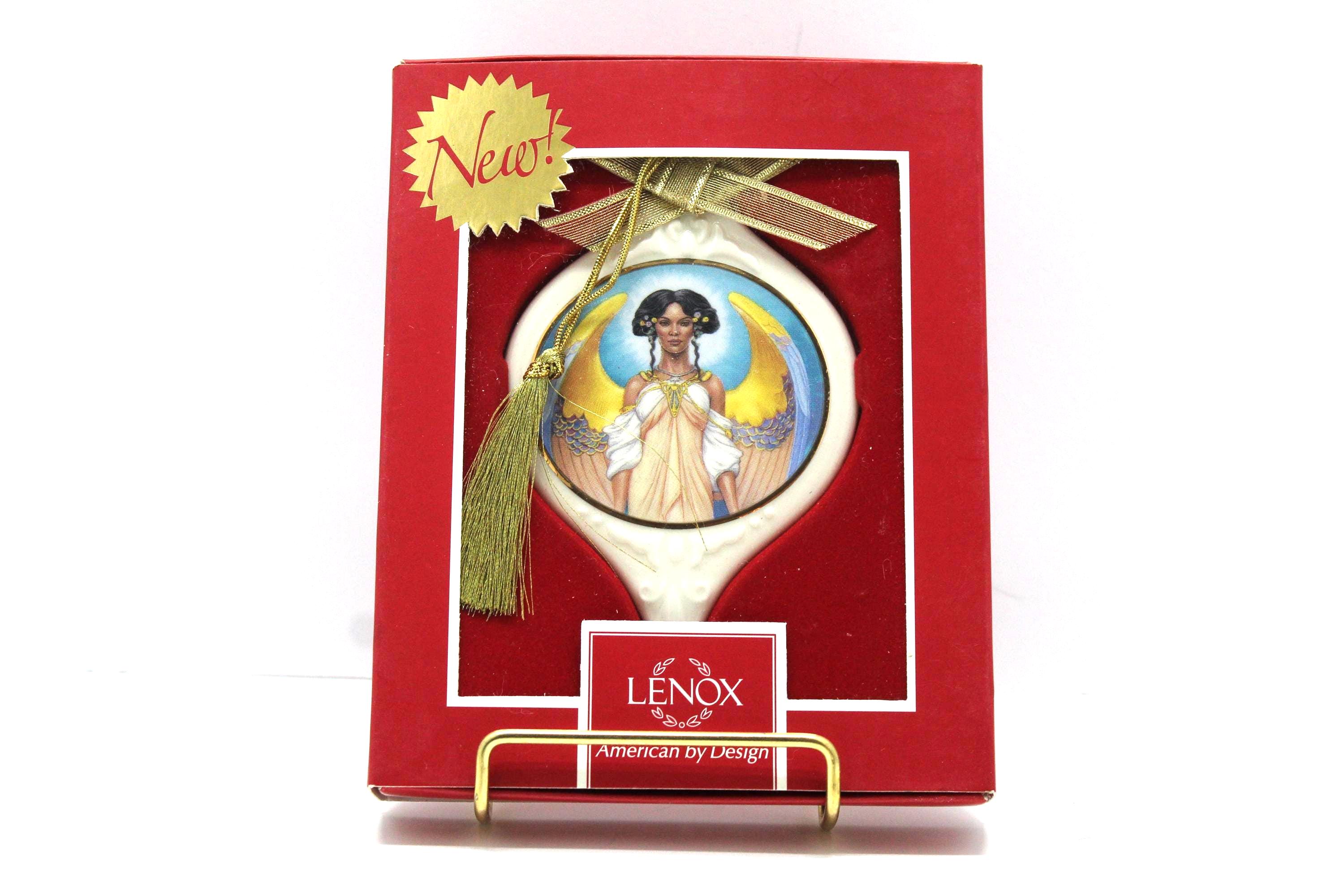 スモーキークォーツ オブジェ Thomas Blackshear Ebony Visions Lenox Porcelain Christmas Ornament