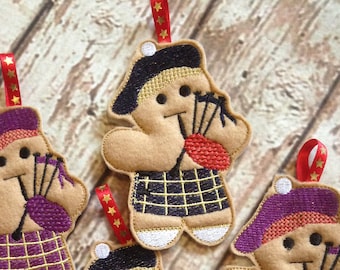 Gingerbread Scotsman Christmas Ornament: Felt Kilt Tree Decoration