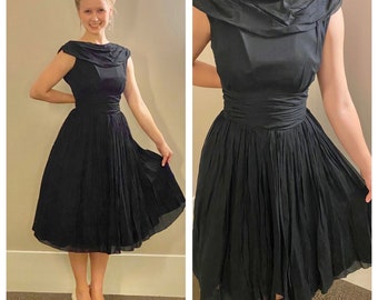 1950s style black dress