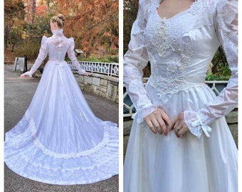 Late 1970s wedding dress with long train, 70s vintage retro boho bridal gown, long sleeve lace illusion back, Bridallure, size XS/S