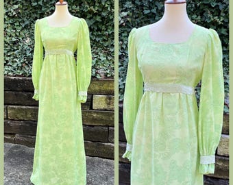 1970s pale green floral maxi dress / 70s vintage cottage core peasant dress / size S