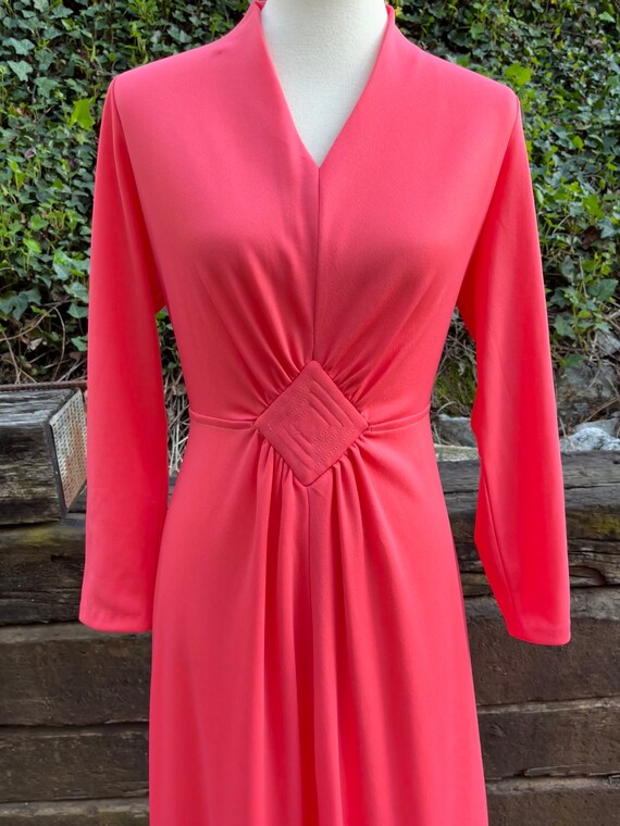 1970s coral long sleeve maxi dress, 70s vintage m… - image 4