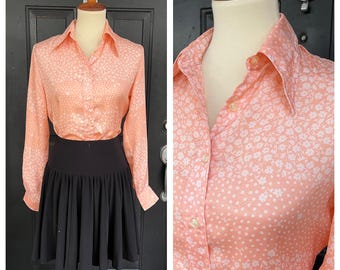 1970s peach ombré floral blouse, 70s vintage pink dagger collar button-up shirt, Jones New York groovy hippie boho flower power top, size S