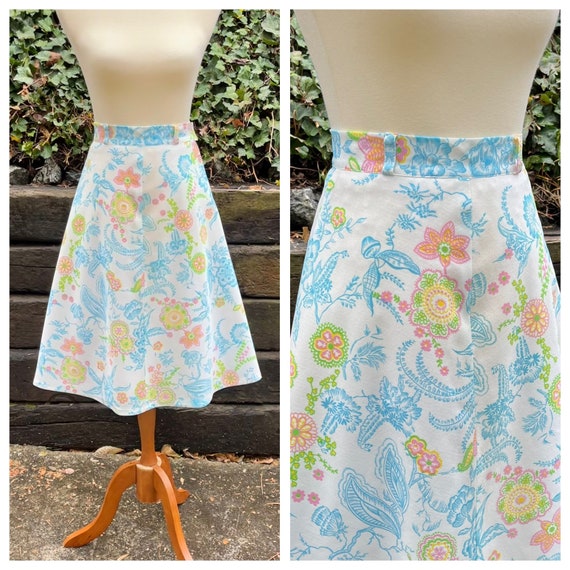 1970s blue floral A-line skirt with belt loops, 7… - image 1